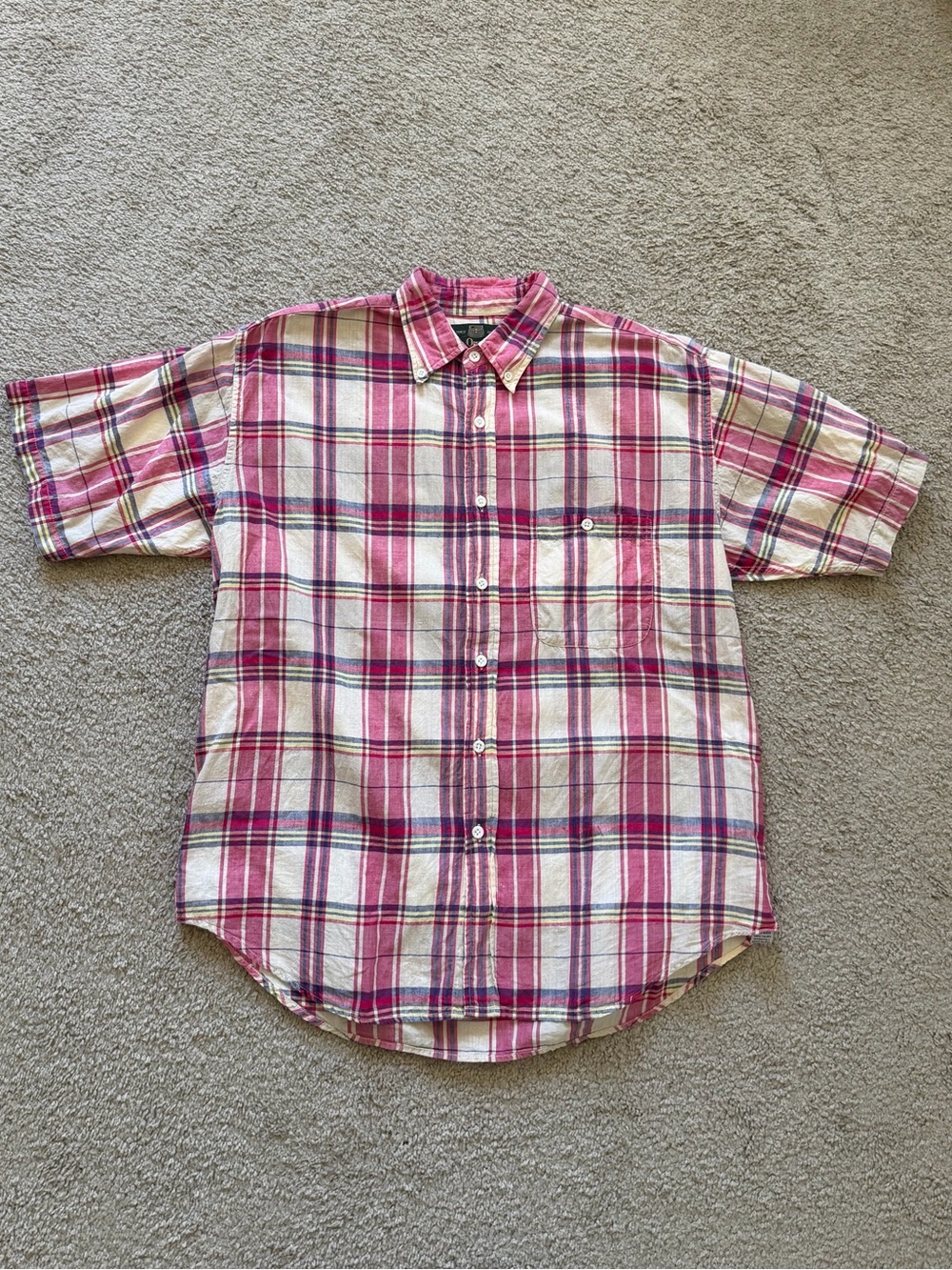 VTG ~ 1980s ~ Orvis ~ Pink and White Plaid Short-Sleeve Button-Down ~ Size M